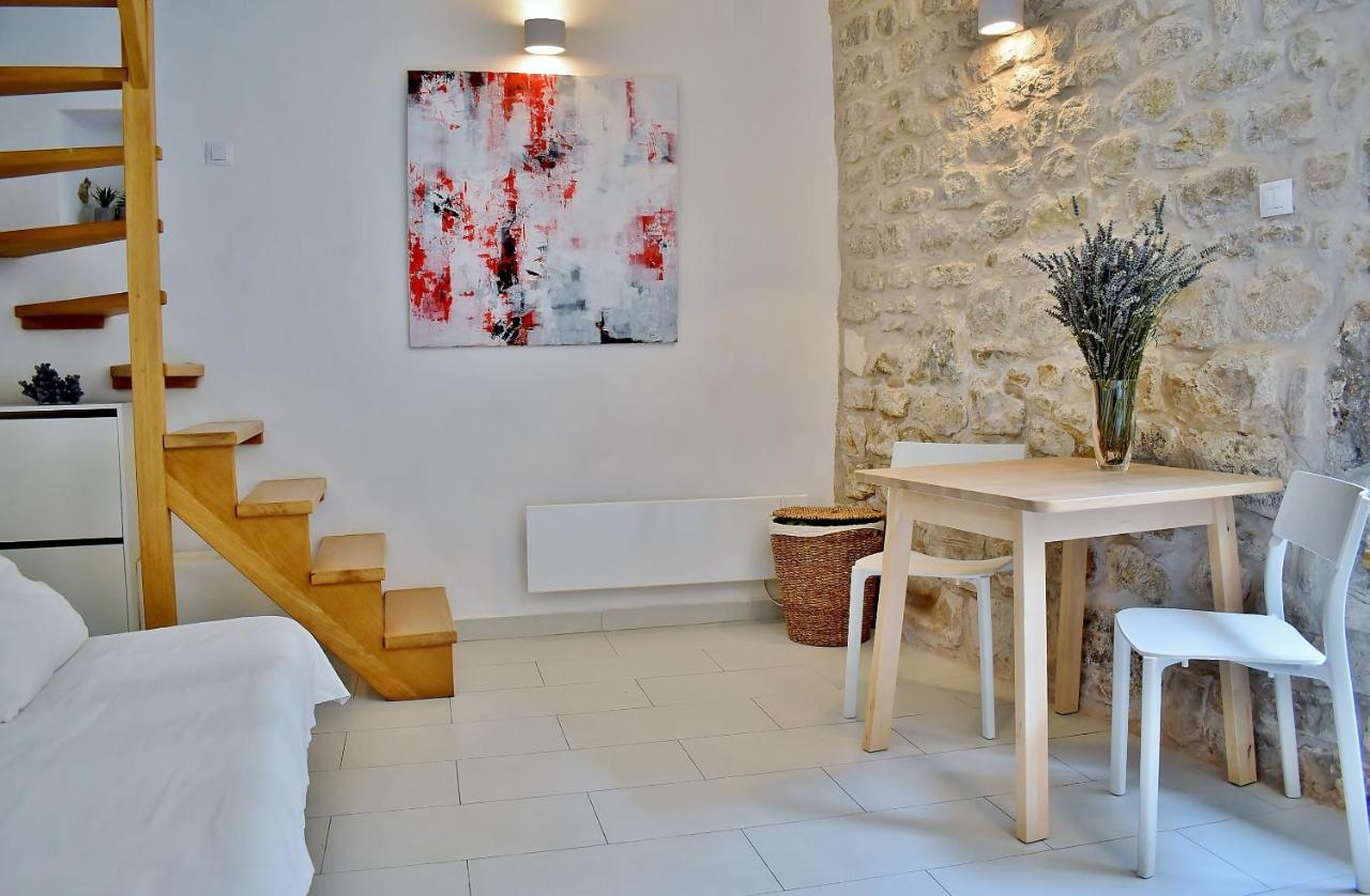 Rooms And Studio Old Town Rab Town Kültér fotó